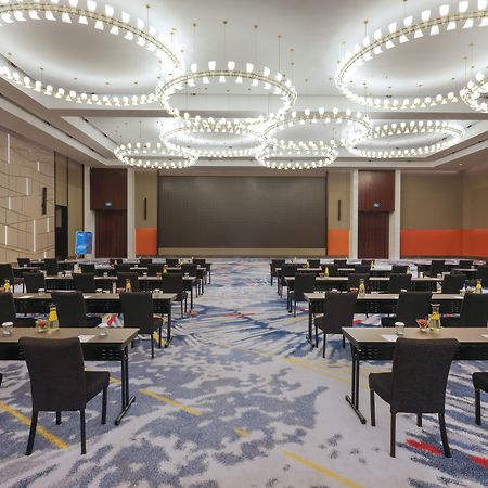 Ibis Styles Bandung Grand Central Екстериор снимка