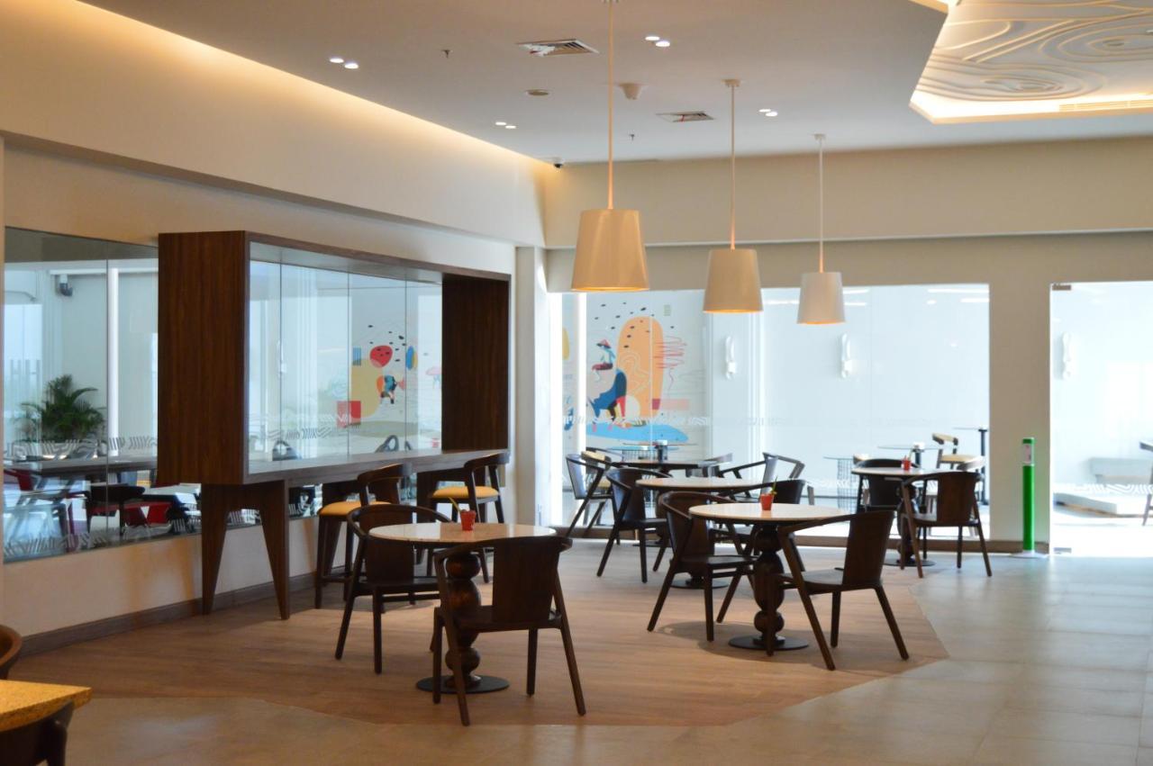 Ibis Styles Bandung Grand Central Екстериор снимка
