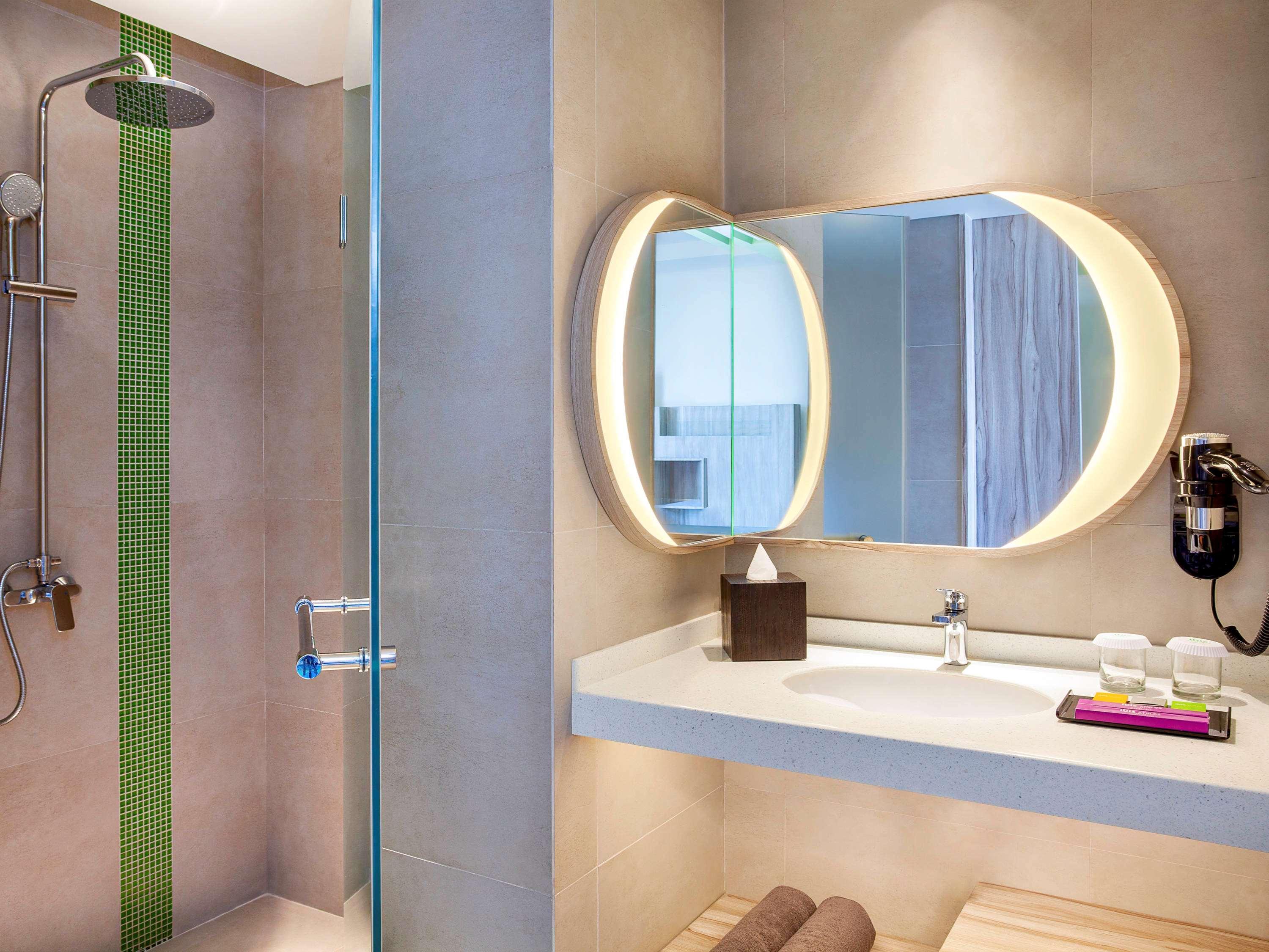 Ibis Styles Bandung Grand Central Екстериор снимка
