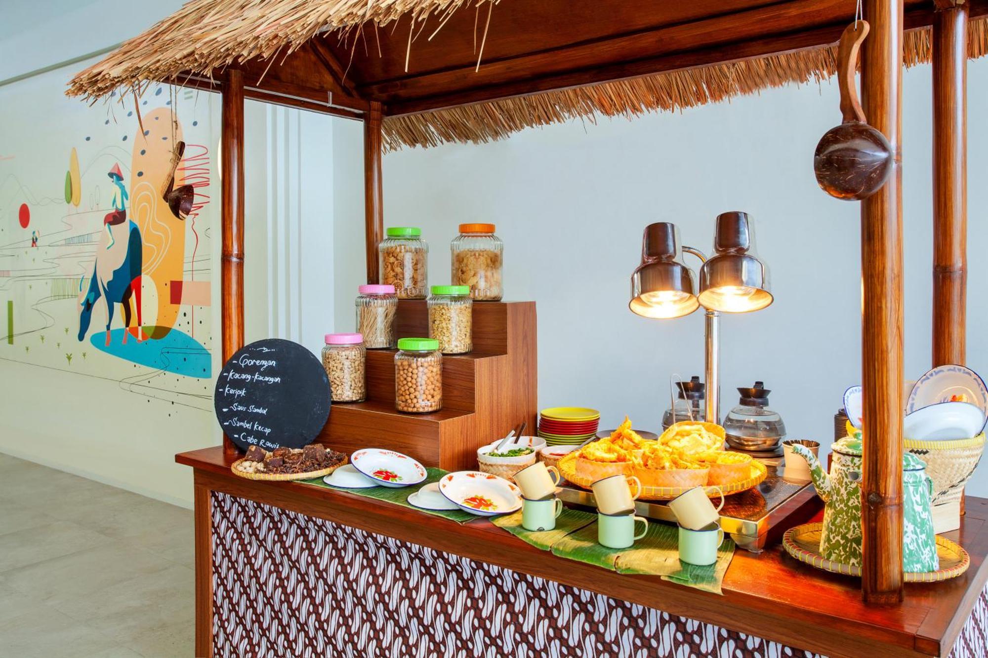 Ibis Styles Bandung Grand Central Екстериор снимка